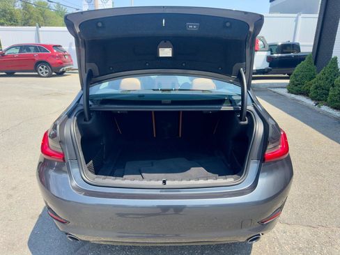 Used 2020 BMW 330i xDrive Sedan w/ Premium Package AWD/4WD image 5