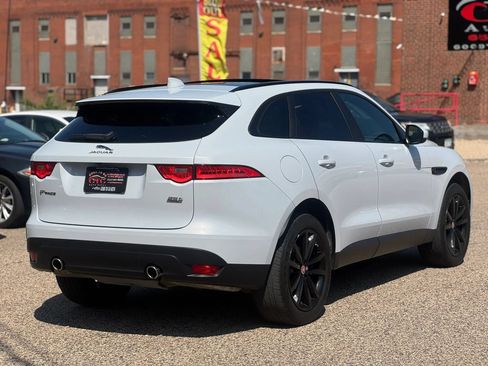 Used 2017 Jaguar F-PACE Prestige AWD/4WD image 22
