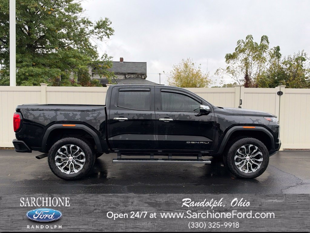 Used 2023 GMC Canyon Denali AWD/4WD image 1