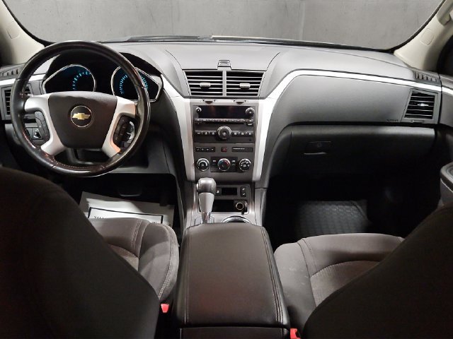 Used 2012 Chevrolet Traverse LT w/ All-Star Edition AWD/4WD image 2