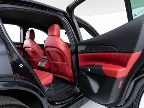 New 2026 Maserati Grecale Modena AWD/4WD image 32