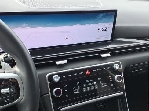 Used 2025 Genesis GV80 2.5T Standard image 9