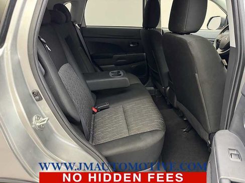 Used 2024 Mitsubishi Outlander Sport ES AWD/4WD image 17