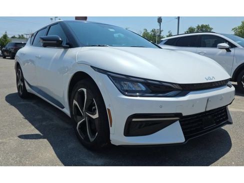 Used 2024 Kia EV6 GT-Line AWD/4WD image 2
