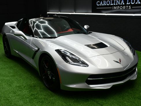 Used 2014 Chevrolet Corvette Stingray Coupe w/ 3LT Preferred Equipment Group image 5