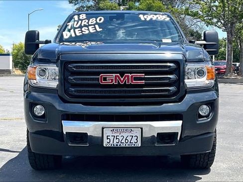 Used 2018 GMC Canyon SLT w/ Driver Alert Package AWD/4WD image 3