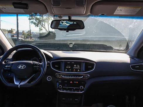 Used 2019 Hyundai Ioniq Electric image 17