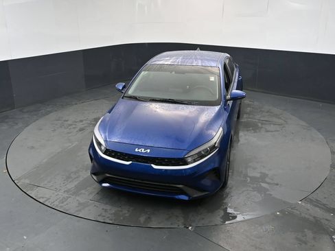 Used 2023 Kia Forte LXS w/ LXS Technology Package FWD image 30