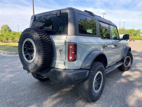Used 2023 Ford Bronco Big Bend w/ Sasquatch Package AWD/4WD image 3