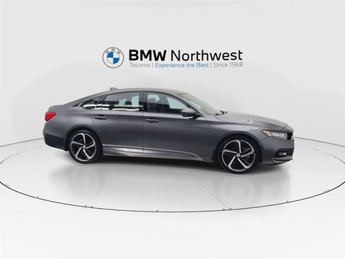 Used 2020 Honda Accord Sport image 5