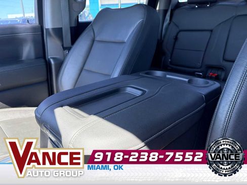 Used 2020 Chevrolet Silverado 1500 RST w/ Texas Edition AWD/4WD image 34
