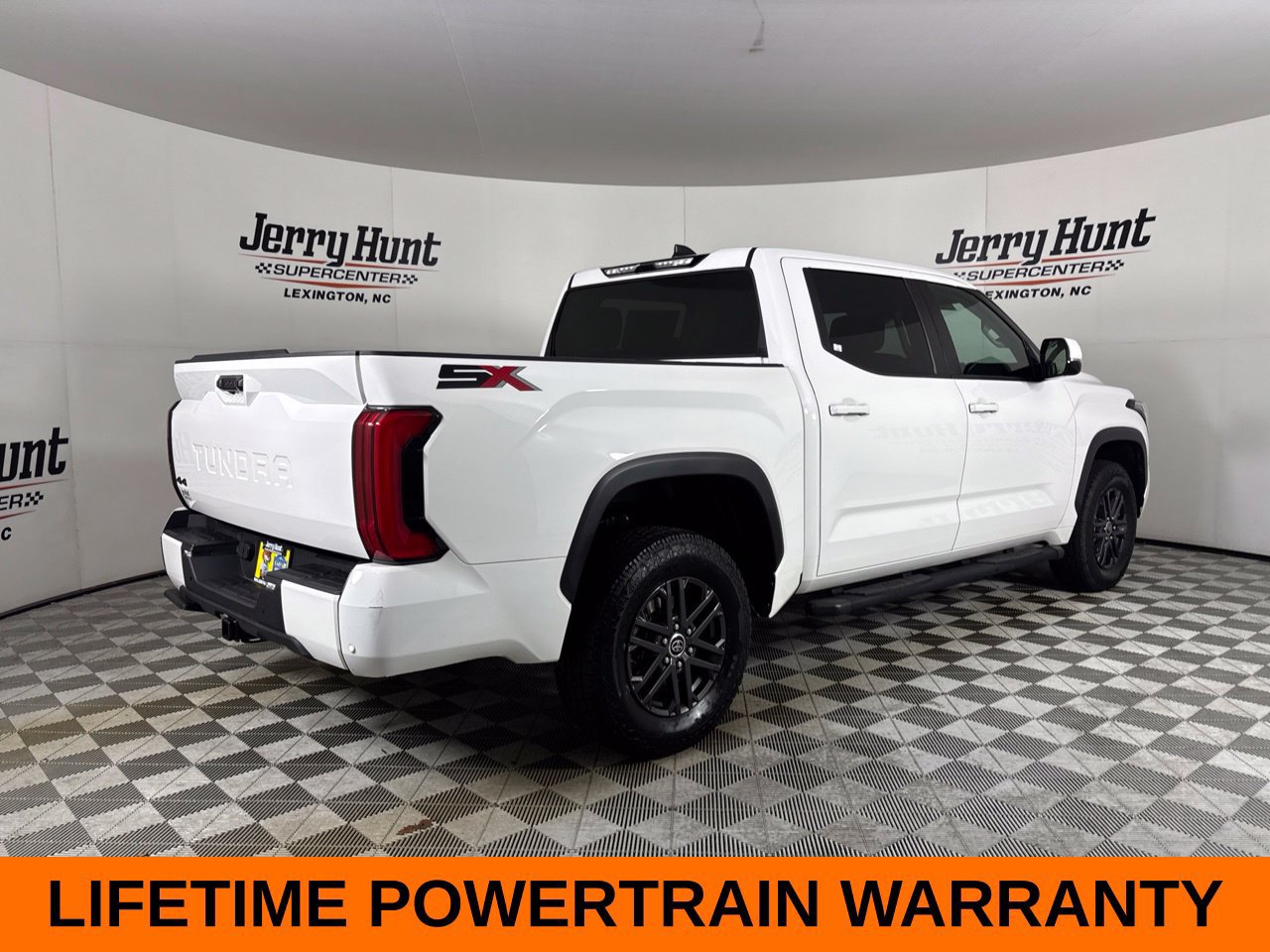 Used 2024 Toyota Tundra SR5 w/ SR5 Convenience Package AWD/4WD image 6