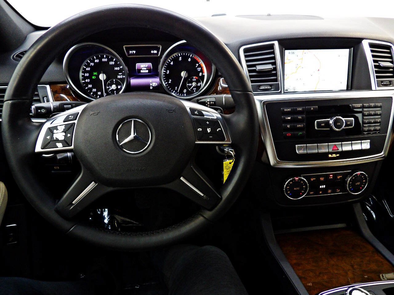 Used 2015 Mercedes-Benz ML 350 2WD image 19