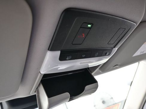 Used 2022 Mitsubishi Outlander SE image 32