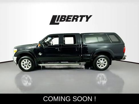 Used 2016 Ford F250 Lariat w/ Lariat Ultimate Package image 4