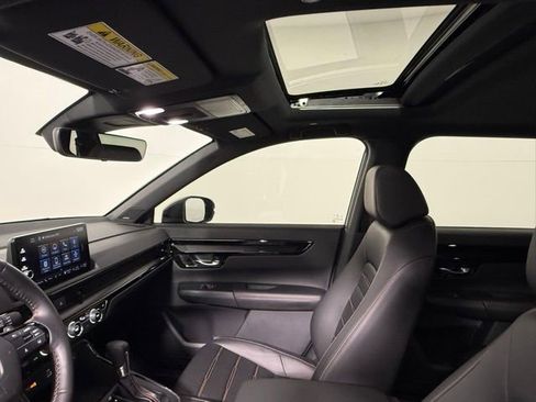 Used 2024 Honda CR-V Sport Touring image 29