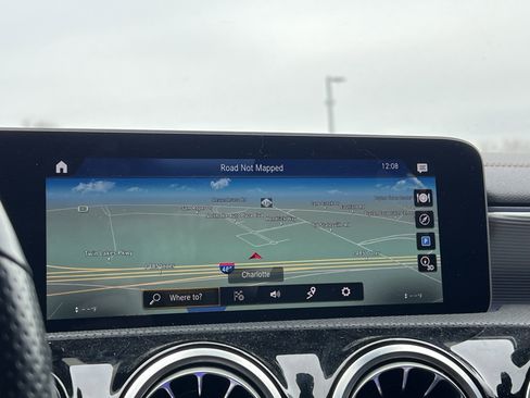 Used 2020 Mercedes-Benz CLA 250 4MATIC image 25