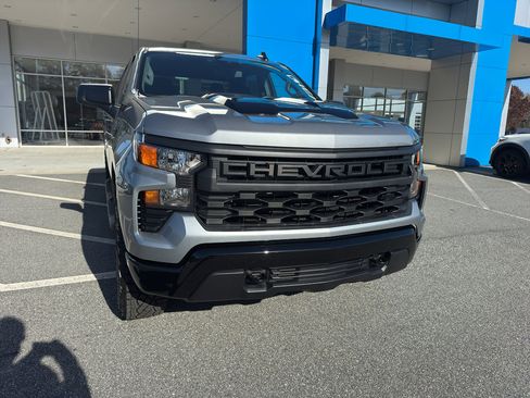 New 2026 Chevrolet Silverado 1500 Custom Trail Boss w/ Dark Appearance Package image 2