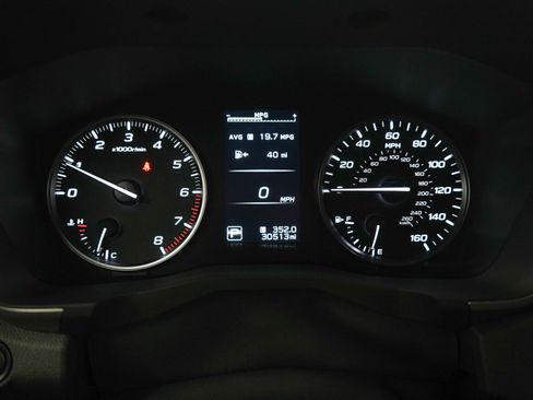Used 2023 Subaru Ascent Premium w/ Convenience Package AWD/4WD image 25