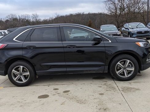 Used 2024 Ford Edge SEL w/ Convenience Package image 2