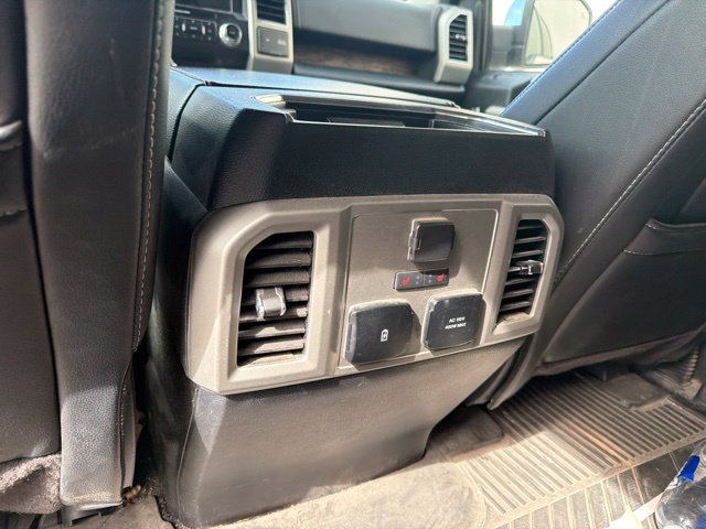 Used 2019 Ford F150 Lariat w/ Equipment Group 502A Luxury AWD/4WD image 11