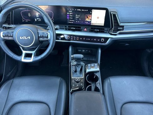 Used 2023 Kia Sportage EX AWD/4WD image 11