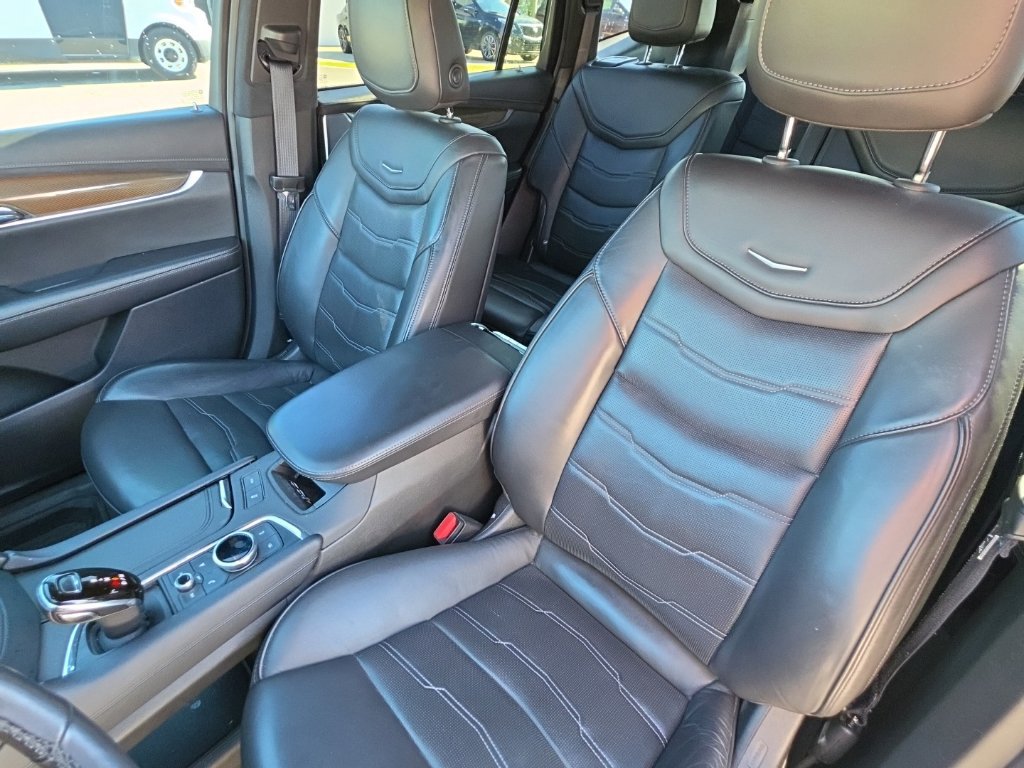 Used 2020 Cadillac XT6 Sport w/ Platinum Package AWD/4WD image 10