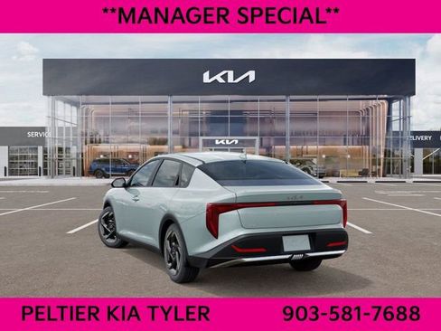 New 2025 Kia K4 EX image 4