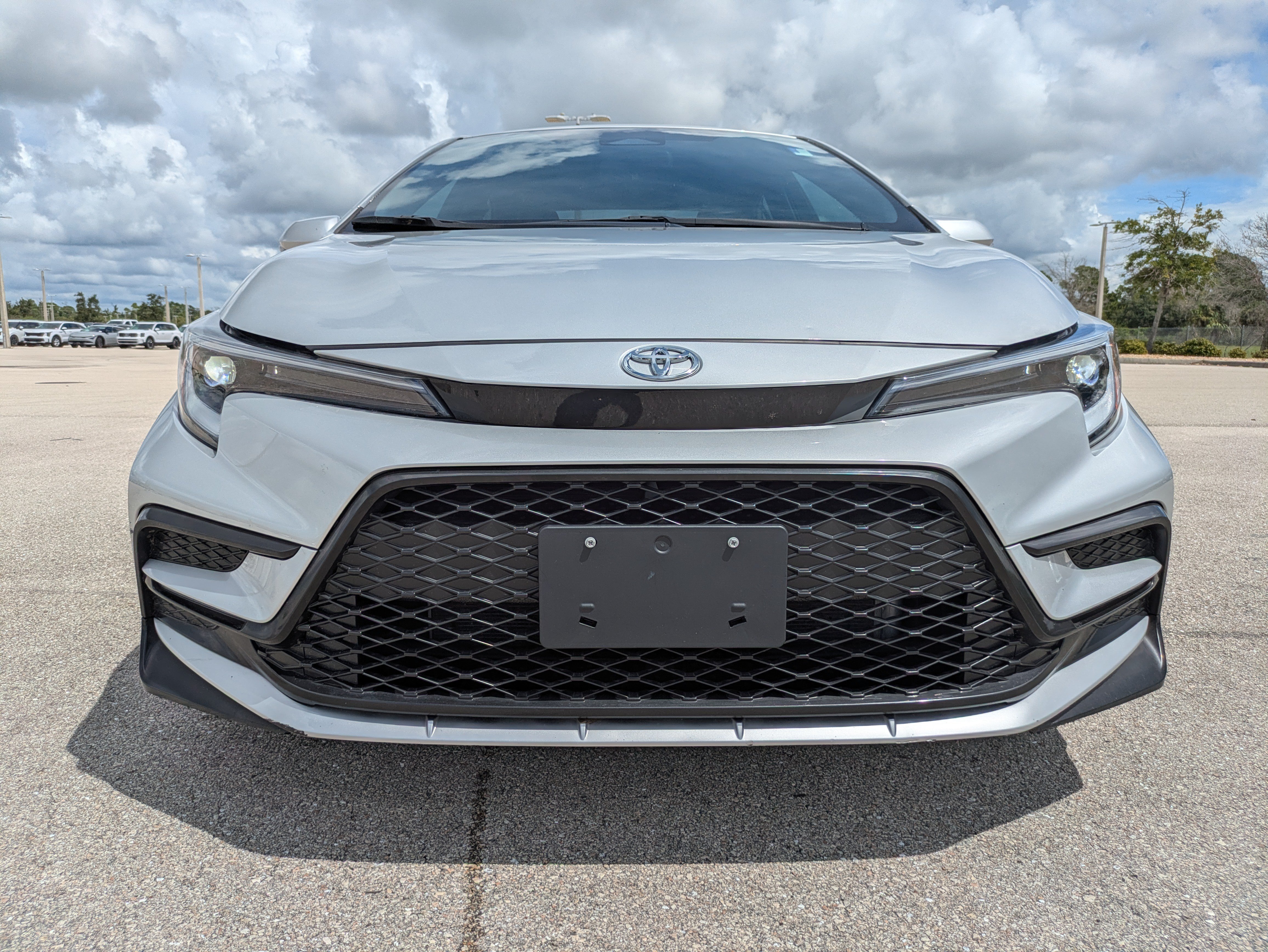 Used 2025 Toyota Corolla SE FWD image 9