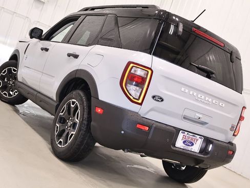 New 2026 Ford Bronco Sport Outer Banks AWD/4WD image 31