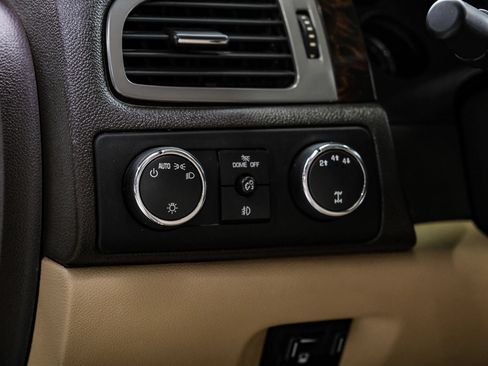 Used 2012 GMC Sierra 3500 Denali AWD/4WD image 32