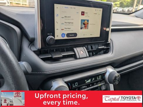 Used 2025 Toyota RAV4 XLE image 21