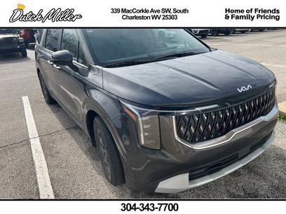 Certified 2025 Kia Carnival