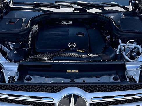Used 2022 Mercedes-Benz GLC 300 image 32