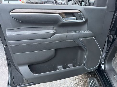 Used 2024 Chevrolet Silverado 2500 LT image 19