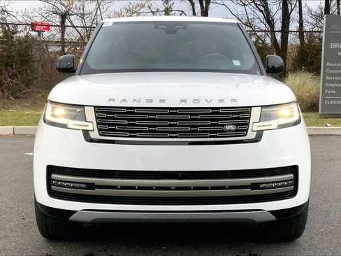 New 2026 Land Rover Range Rover Long Wheelbase SE image 3