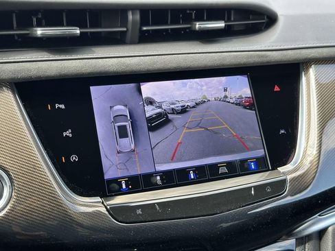 New 2025 Cadillac XT6 Sport w/ Platinum Package image 21