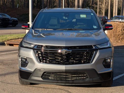 Used 2023 Chevrolet Traverse Premier w/ Redline Edition image 8