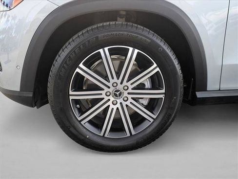 Used 2025 Mercedes-Benz GLE 450 4MATIC image 25