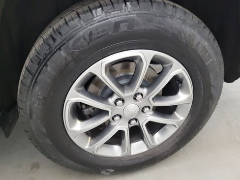 Used 2014 Jeep Grand Cherokee Limited AWD/4WD image 31