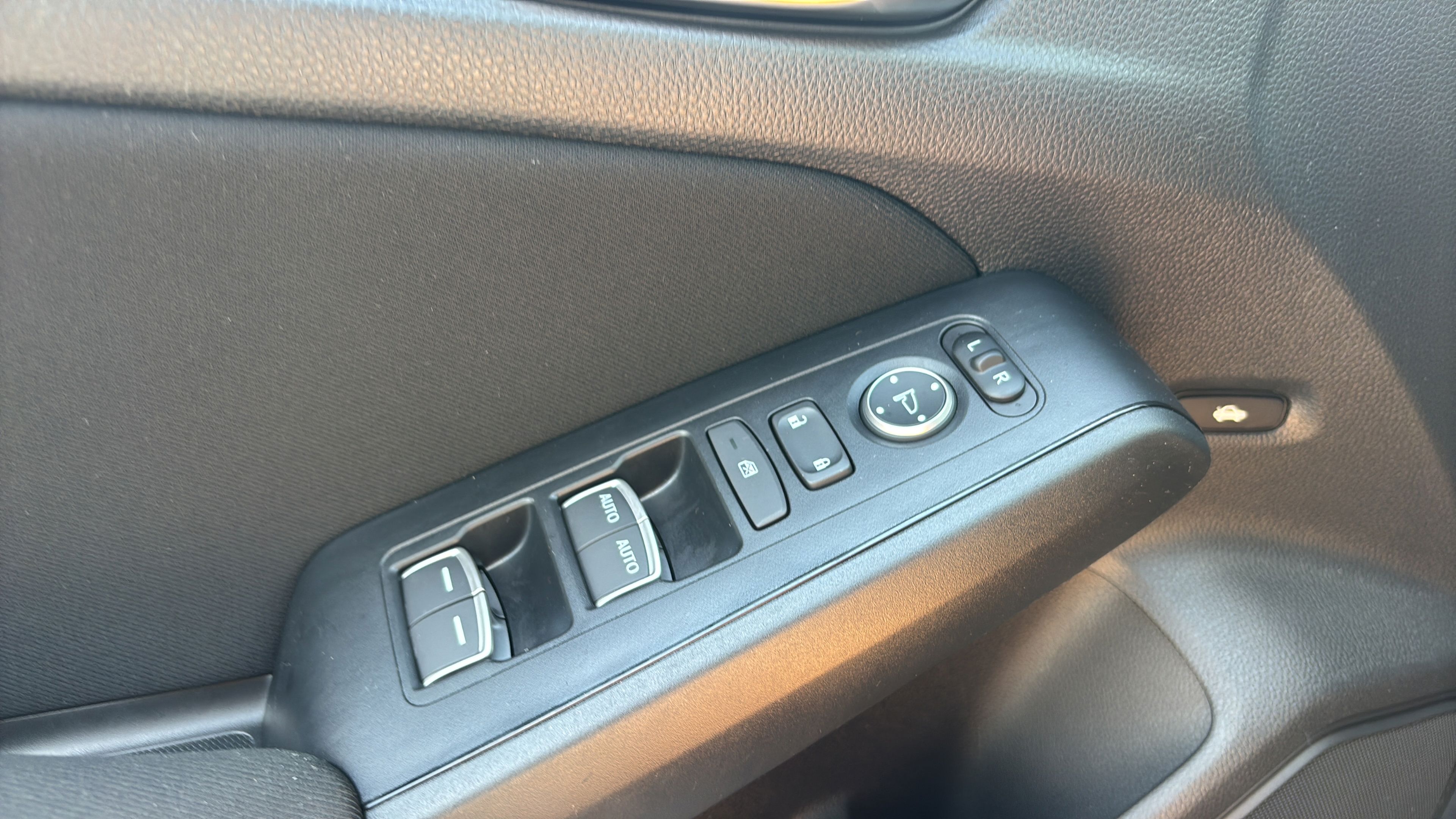 Certified 2025 Honda Civic Sport image 18