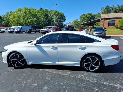 Used 2018 Honda Accord Sport image 20