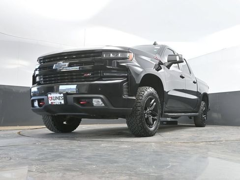 Used 2022 Chevrolet Silverado 1500 LT Trail Boss w/ LT Trail Boss Premium Package AWD/4WD image 35