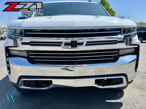 Used 2019 Chevrolet Silverado 1500 LT w/ All-Star Edition AWD/4WD image 11