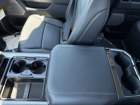 New 2025 Ford F250 Lariat w/ Lariat Ultimate Package image 14