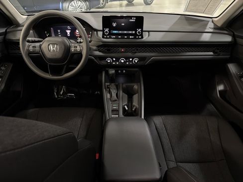 Used 2024 Honda Accord LX image 25