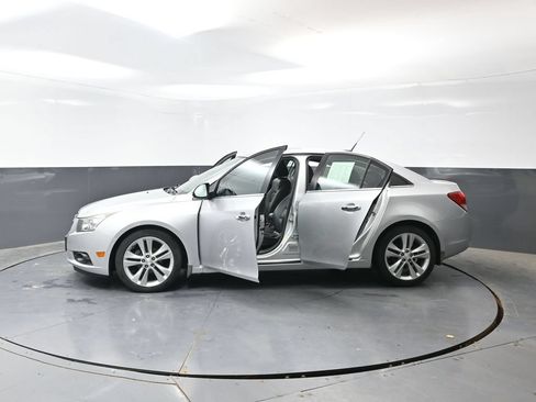 Used 2013 Chevrolet Cruze LTZ FWD image 57
