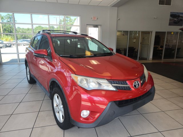 Used 2014 Toyota RAV4 XLE AWD/4WD image 2