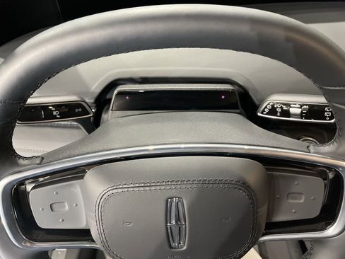 New 2024 Lincoln Nautilus Reserve w/ Equipment Group 202A image 25