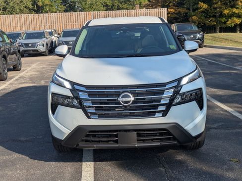 New 2026 Nissan Rogue SV w/ Cold Weather Package image 5